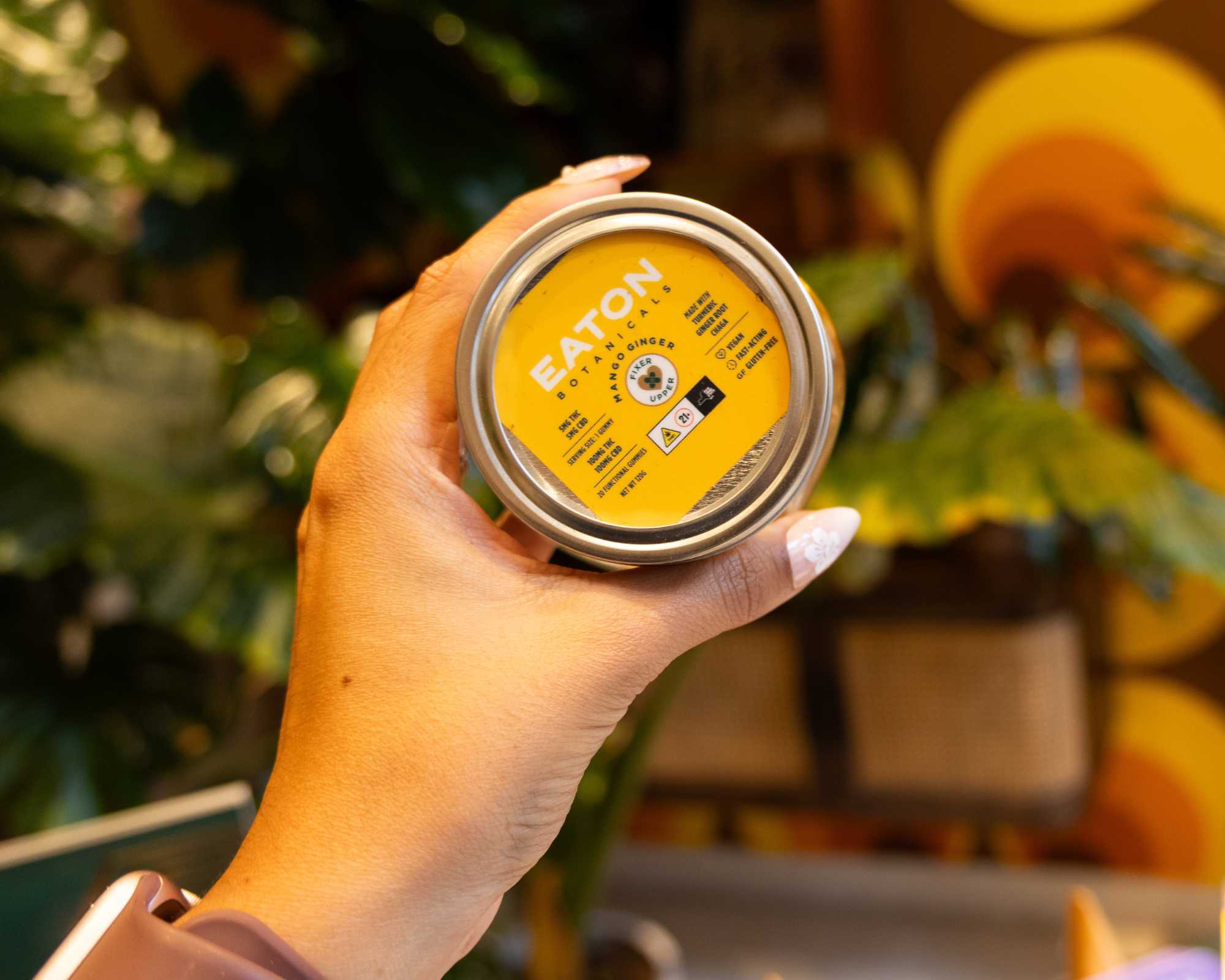 Gummies EATON AT SUPERFLY
