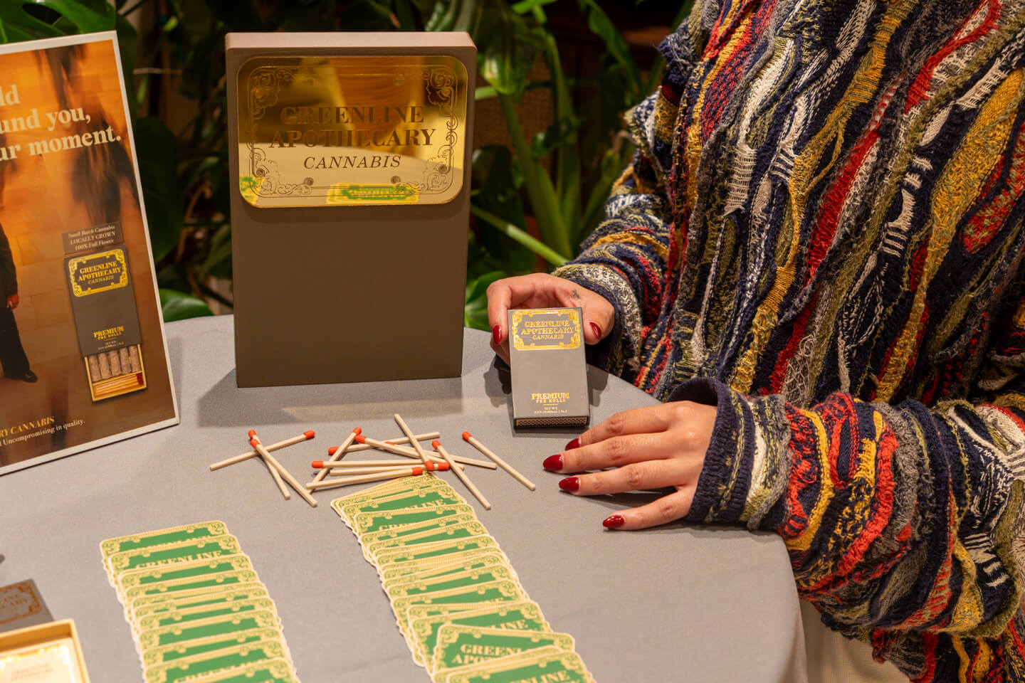 greenline_apothecary_flower_display