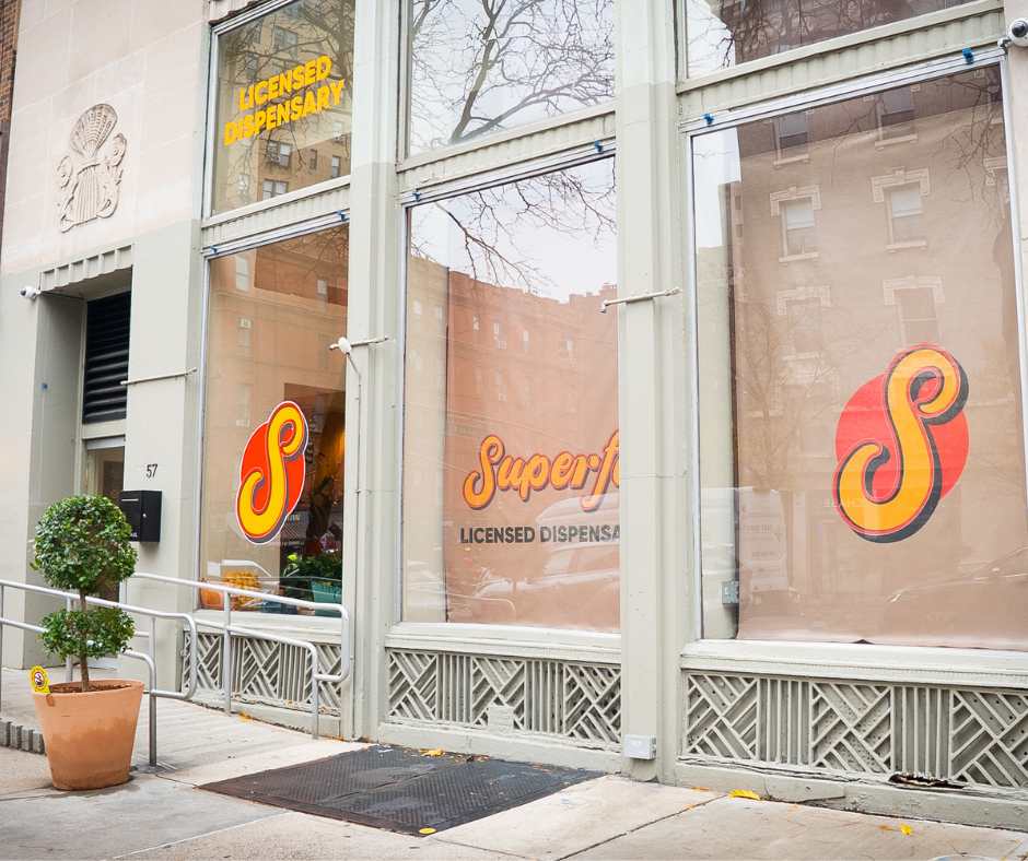 licensed_dispensary_near_central_park_superfly_exterior