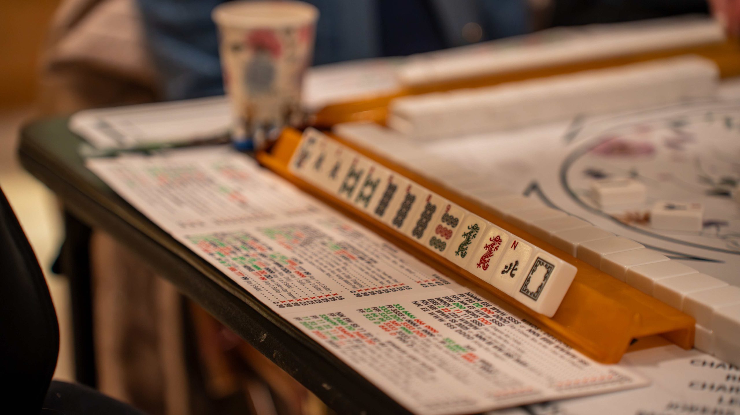 guests_playing_mahjong_during_superfly_night_event